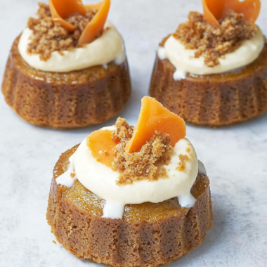 Mini Carrot Cakes for Two – Easy & Delicious Recipe